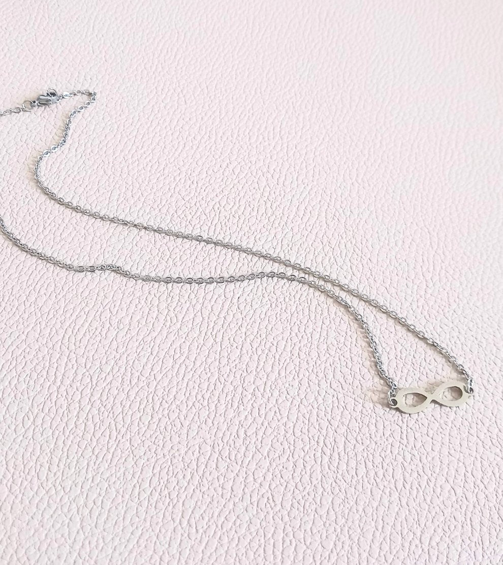 Collier "INFINI"