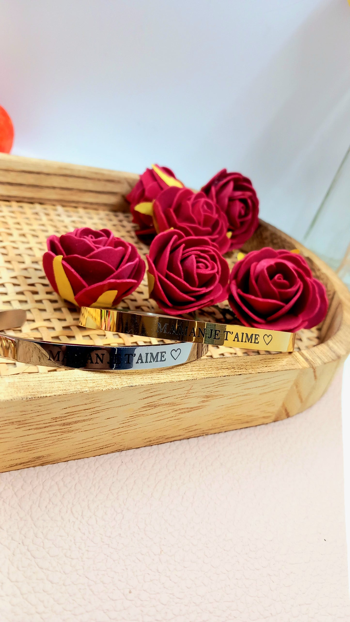 Bracelets joncs doré ou argenté, gravé MAMAN JE T'AIME, en acier inoxydable et réglable