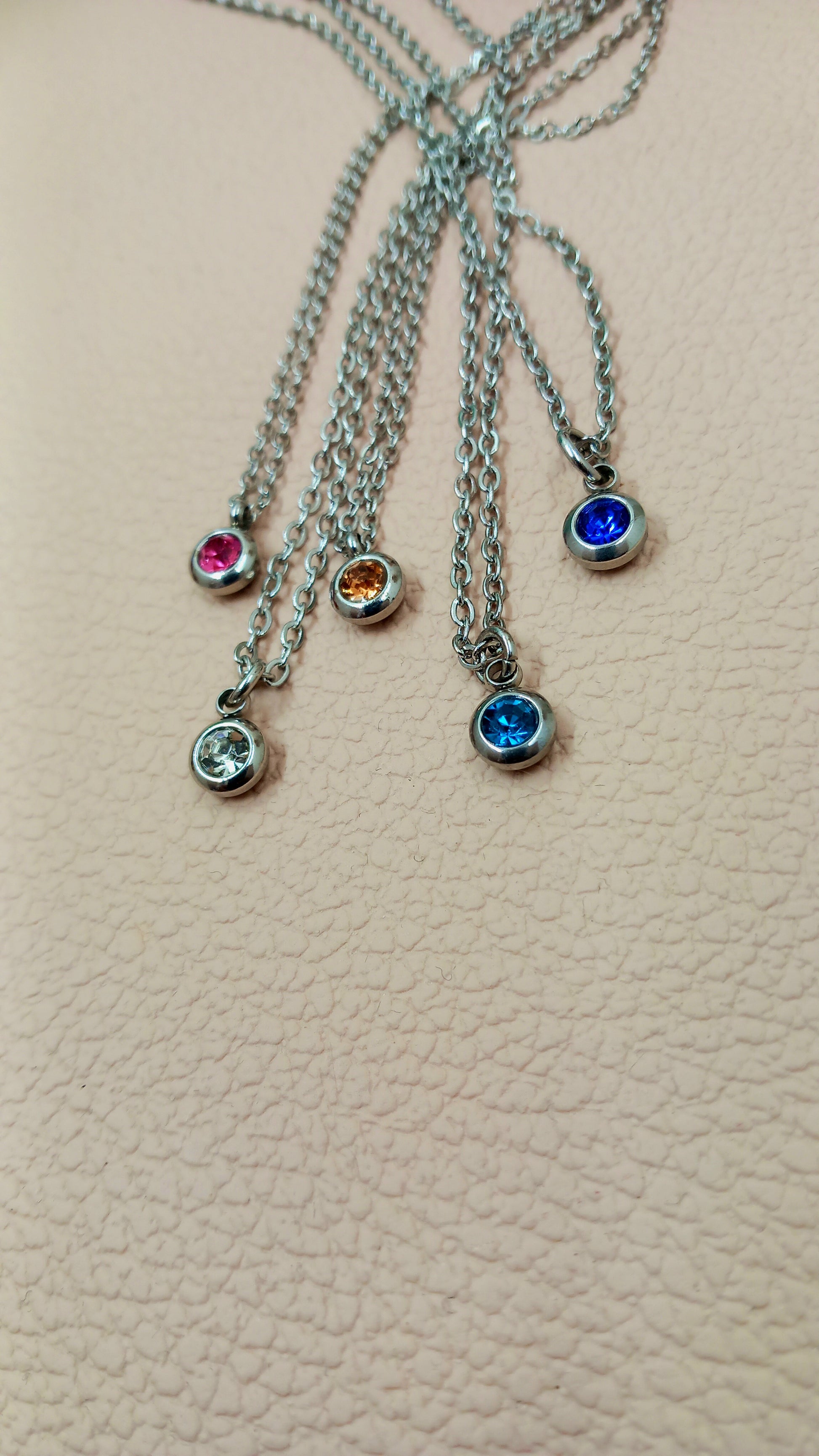 Collier "LOUISA" initial - LilyBijoux