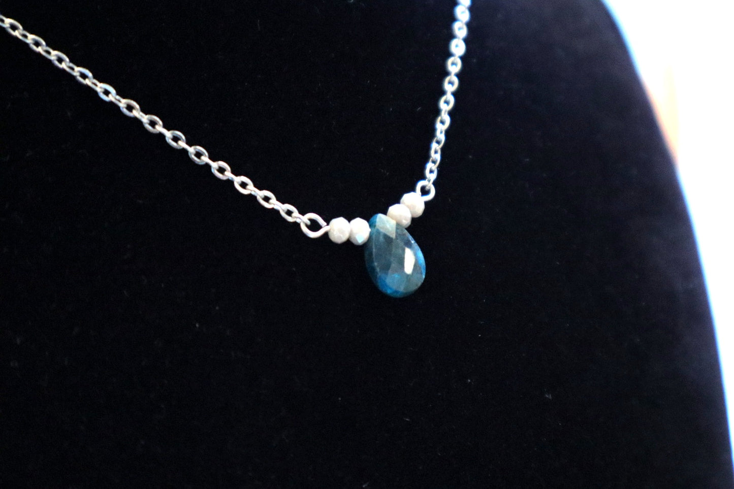 Collier "Goutte d'eau"